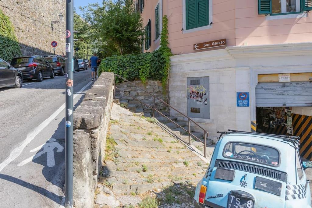 Nuovo Appartamento A San Giusto Trieste Luaran gambar